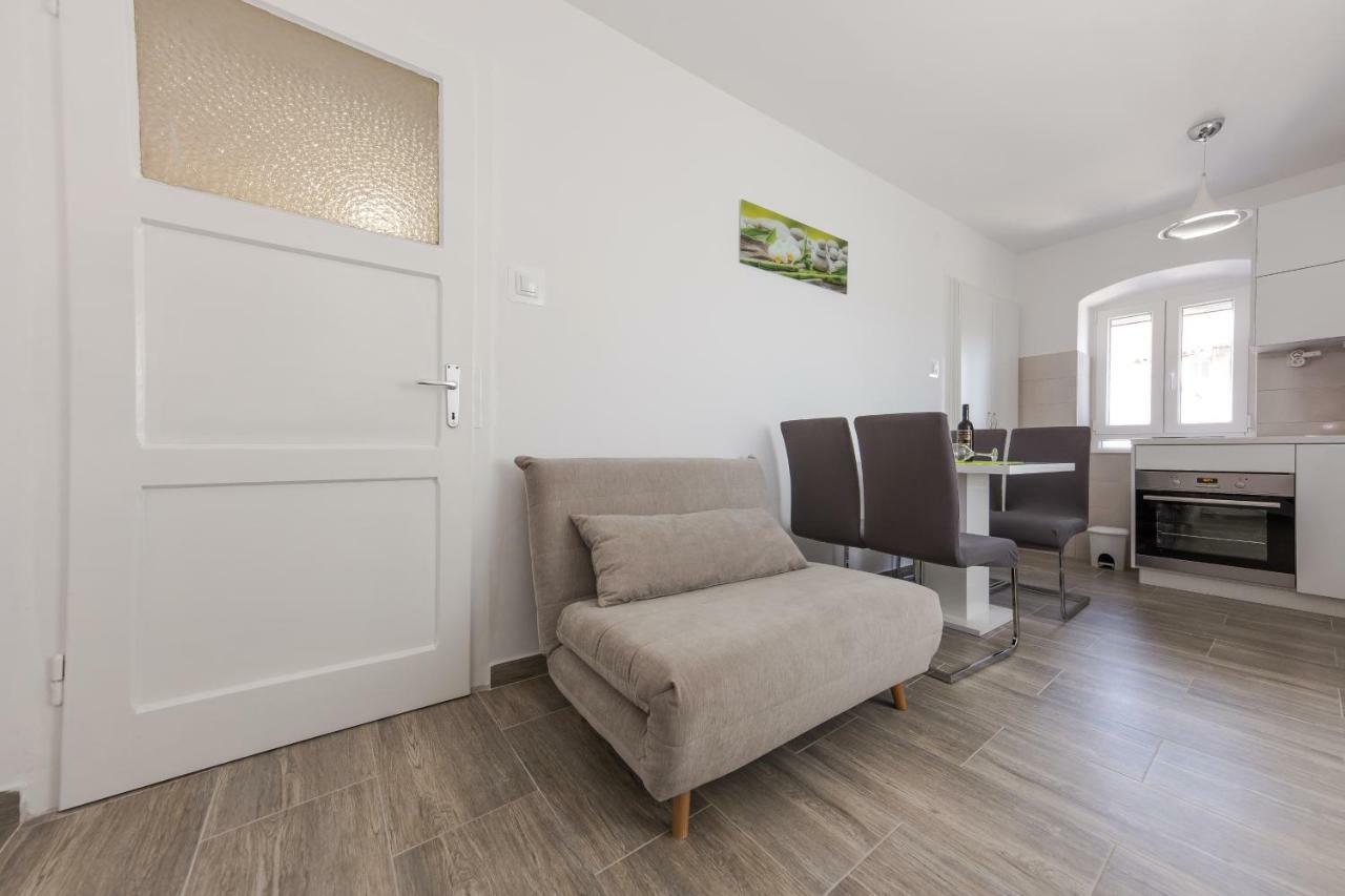 Apartman Ankica Kastela Ngoại thất bức ảnh